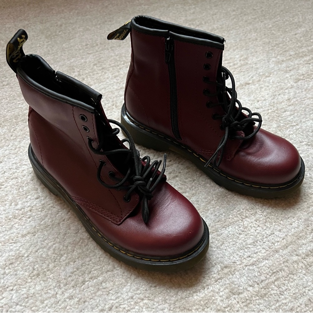 EUC Doc Dr. Martens Lace Up Maroon Boots Size 3